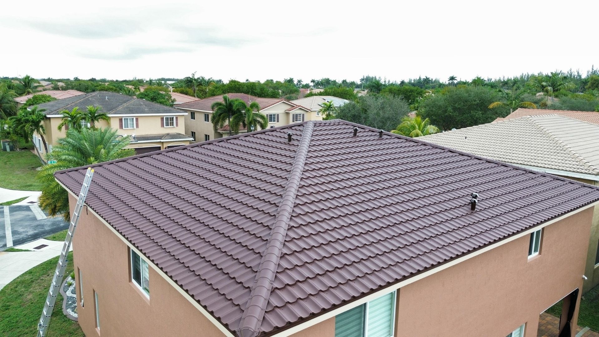 Florida storm season affecting residential roof lifespan