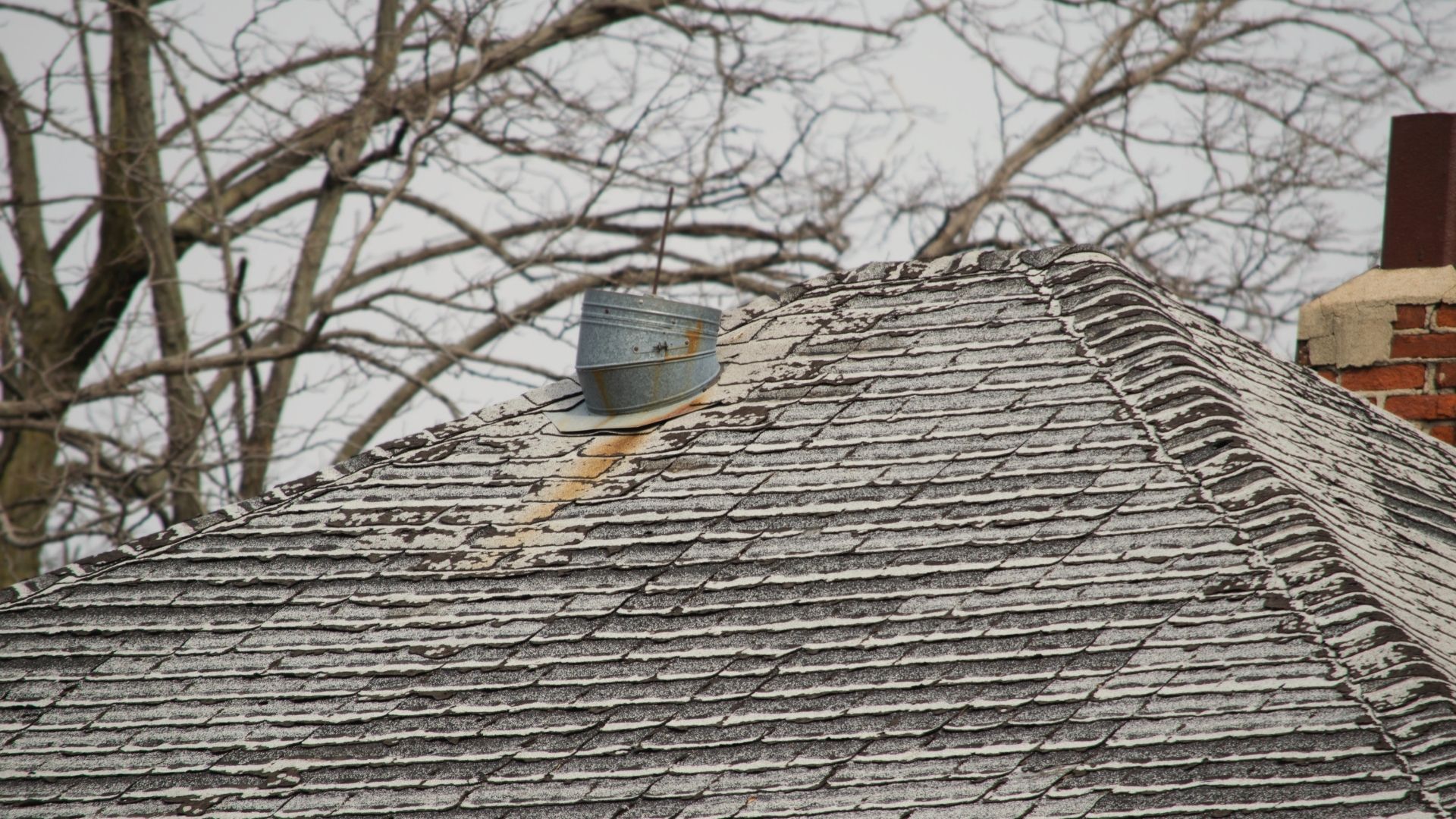 Preparing your roof for hurricane season helps Florida homeowners prevent storm damage