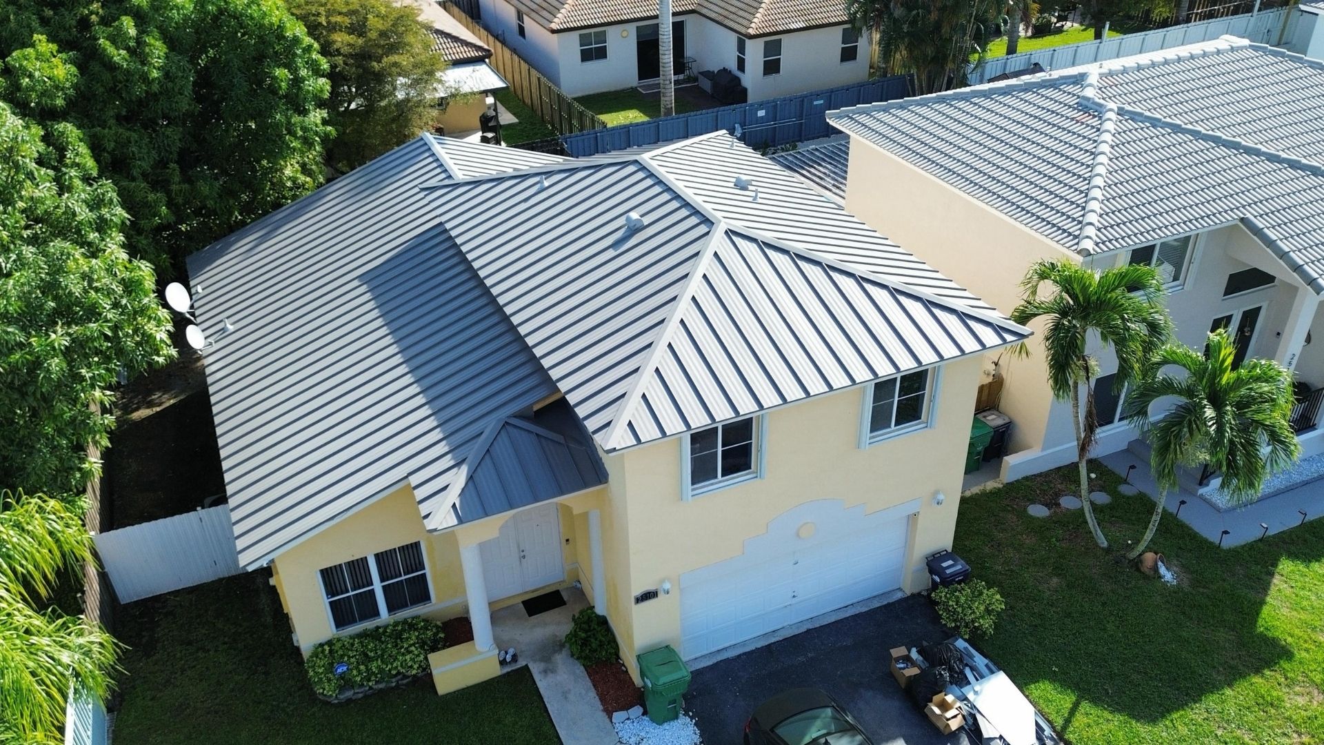 roof repair near me showing signs of poor roofing workmanship